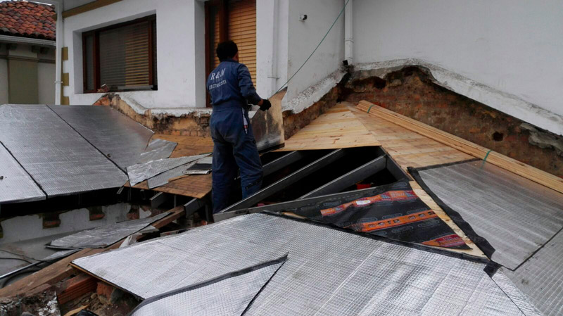 Free HTML5 Bootstrap Template by FreeHTML5.co