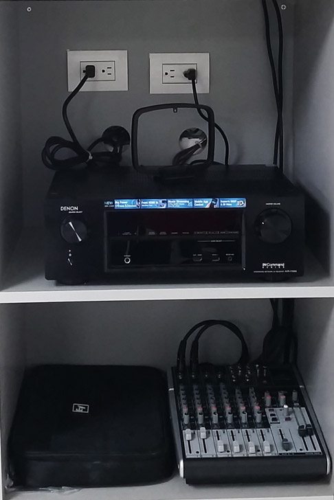 Free HTML5 Bootstrap Template by FreeHTML5.co